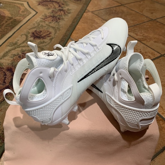 NIKE ALPHA HUARACHE 9 ELITE MID “PREMIUM” CLEATS
